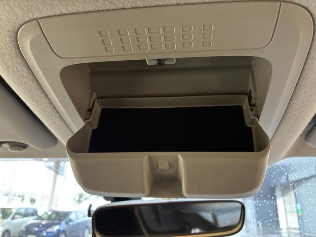 ノアX 4WDワンオーナー・4WD・12.7万?・ナビ・バックカメラ・ETC・ドライブレコーダー・ステアリングスイッチ・オートエアコン・片側電動スライドドア・ドアサンシェード・ドアバイザー・電子カードキー(北海道)の中古車