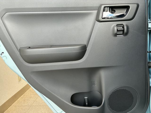 ミライースＸ　リミテッドＳＡIII　４ＷＤワンオーナー・４ＷＤ・０．６万Ｋ・ＣＤチューナー・マニュアルエアコン・パーキングセンサー・横滑り防止・アイドリングストップ・ヘッドライトコントロール・衝突回避支援システム・オートハイビーム・スマアシ（北海道）の中古車