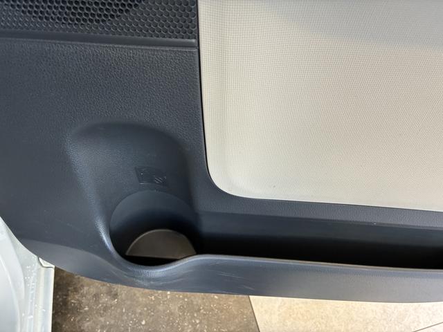 ムーヴキャンバスXリミテッドメイクアップ SAII 4WDワンオーナー・4WD・5.8万K・ナビ・パノラマモニター・ETC・ステアリングスイッチ・オートエアコン・両側電動スライドドア・置きラクボックス・シートアンダートレイ・電子カードキー・スマートアシスト(北海道)の中古車