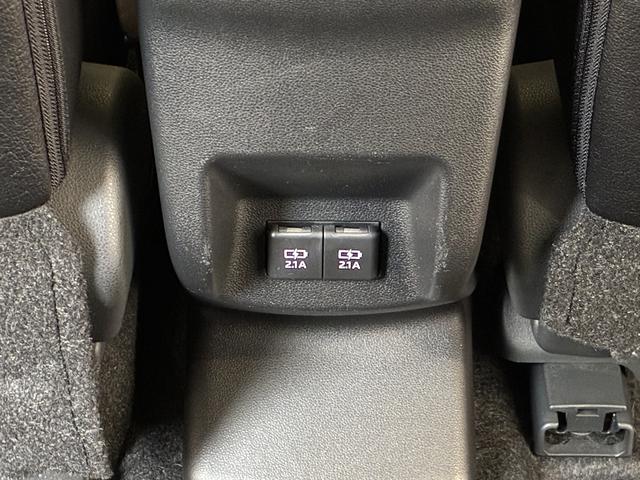 ロッキープレミアム　４ＷＤワンオーナー・４ＷＤ・２．０万Ｋ・ナビ・パノラマモニター・ドライブレコーダー・ステアリングスイッチ・クルーズコントロール・オートエアコン・シートアンダートレイ・電子カードキー・スマートアシスト搭載車（北海道）の中古車