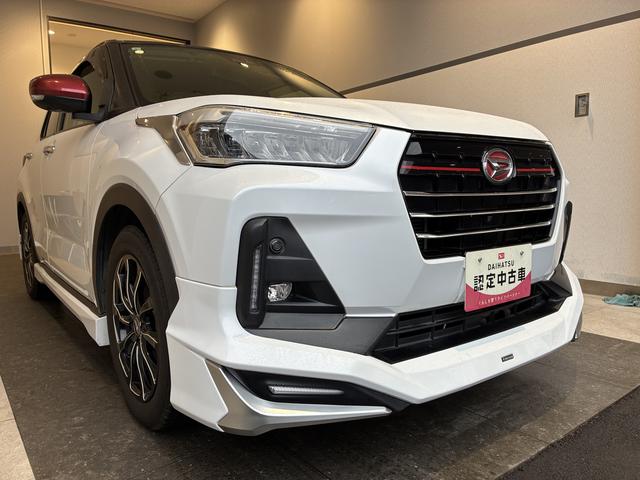 ロッキープレミアム　４ＷＤワンオーナー・４ＷＤ・２．０万Ｋ・ナビ・パノラマモニター・ドライブレコーダー・ステアリングスイッチ・クルーズコントロール・オートエアコン・シートアンダートレイ・電子カードキー・スマートアシスト搭載車（北海道）の中古車