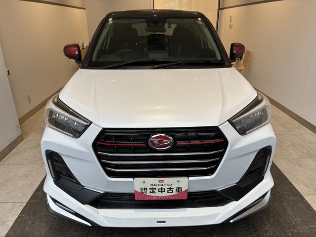 ロッキープレミアム　４ＷＤワンオーナー・４ＷＤ・２．０万Ｋ・ナビ・パノラマモニター・ドライブレコーダー・ステアリングスイッチ・クルーズコントロール・オートエアコン・シートアンダートレイ・電子カードキー・スマートアシスト搭載車（北海道）の中古車