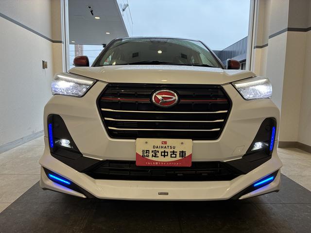 ロッキープレミアム　４ＷＤワンオーナー・４ＷＤ・２．０万Ｋ・ナビ・パノラマモニター・ドライブレコーダー・ステアリングスイッチ・クルーズコントロール・オートエアコン・シートアンダートレイ・電子カードキー・スマートアシスト搭載車（北海道）の中古車