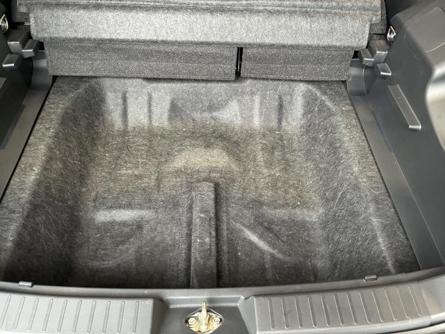 ロッキープレミアム　４ＷＤワンオーナー・４ＷＤ・２．０万Ｋ・ナビ・パノラマモニター・ドライブレコーダー・ステアリングスイッチ・クルーズコントロール・オートエアコン・シートアンダートレイ・電子カードキー・スマートアシスト搭載車（北海道）の中古車