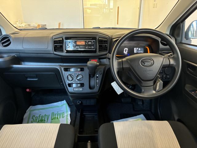 ミライースＬ　ＳＡIII　４ＷＤワンオーナー・４ＷＤ・３．２万Ｋ・ＣＤチューナー・マニュアルエアコン・横滑り防止・ヘッドライトコントロール・衝突回避支援システム・オートハイビーム・コーナーセンサー・スマートアシスト搭載車・キーレス（北海道）の中古車