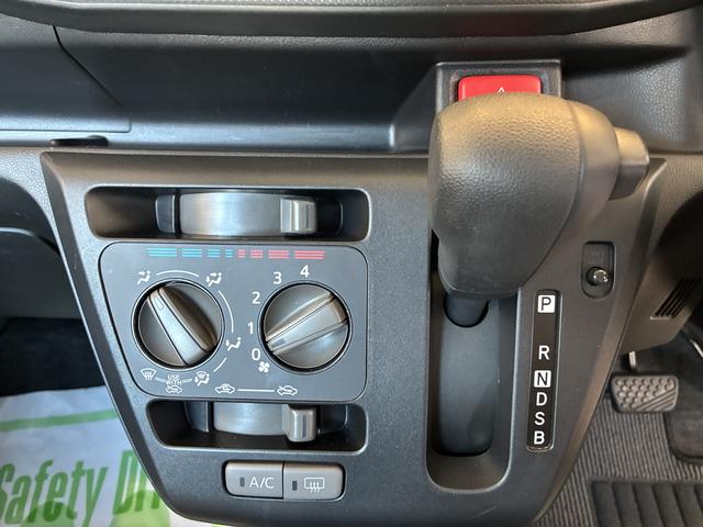 ミライースＬ　ＳＡIII　４ＷＤワンオーナー・４ＷＤ・３．２万Ｋ・ＣＤチューナー・マニュアルエアコン・横滑り防止・ヘッドライトコントロール・衝突回避支援システム・オートハイビーム・コーナーセンサー・スマートアシスト搭載車・キーレス（北海道）の中古車