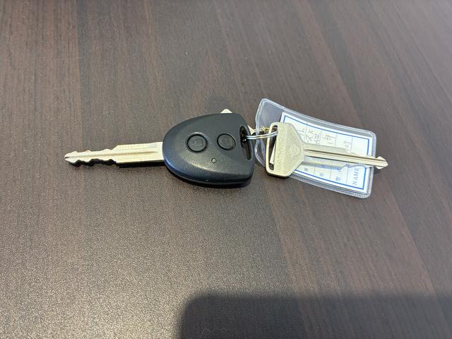 ミライースＸ　ＳＡIII　４ＷＤワンオーナー・４ＷＤ・３．４万Ｋ・ＣＤチューナー・マニュアルエアコン・コーナーセンサー・オートハイビーム・ドアバイザー・スタッドレスタイヤ・フルホイールキャップ・キーレス・スマートアシスト搭載車（北海道）の中古車