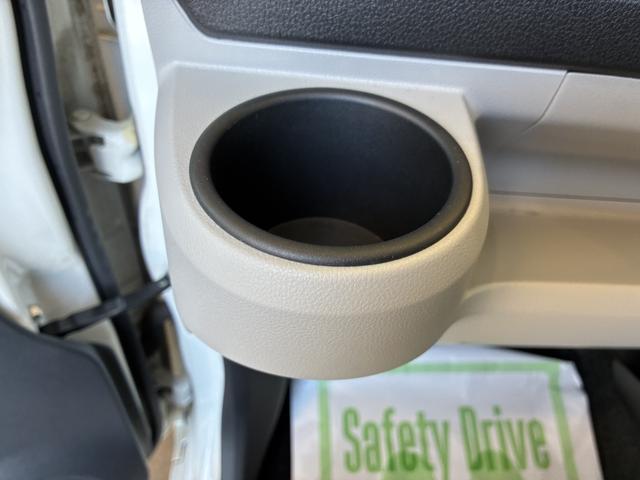 ミライースＸ　ＳＡIII　４ＷＤワンオーナー・４ＷＤ・３．４万Ｋ・ＣＤチューナー・マニュアルエアコン・コーナーセンサー・オートハイビーム・ドアバイザー・スタッドレスタイヤ・フルホイールキャップ・キーレス・スマートアシスト搭載車（北海道）の中古車