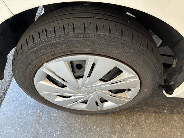 ミライースＸ　ＳＡIII　４ＷＤワンオーナー・４ＷＤ・３．４万Ｋ・ＣＤチューナー・マニュアルエアコン・コーナーセンサー・オートハイビーム・ドアバイザー・スタッドレスタイヤ・フルホイールキャップ・キーレス・スマートアシスト搭載車（北海道）の中古車