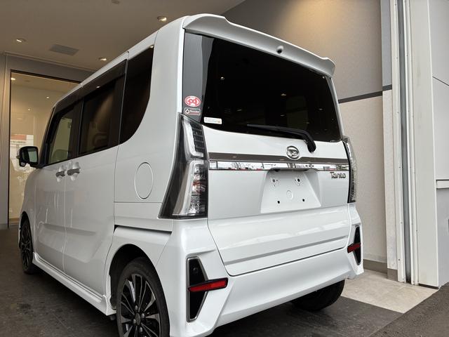 タントカスタムＲＳ　４ＷＤワンオーナー・４ＷＤ・３．７万Ｋ・ナビ・パノラマモニター・ＥＴＣ・ドライブレコーダー・オートエアコン・ステアリングスイッチ・クルーズコントロール・シートヒーター・キラコートＥＸ・スマートアシスト搭載（北海道）の中古車