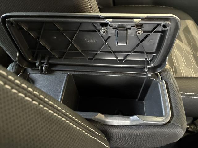タフトＧ　クロムベンチャー　４ＷＤワンオーナー・４ＷＤ・３．５万Ｋ・ナビ・バックカメラ・ＥＴＣ・ドライブレコーダー・ステアリングスイッチ・オートエアコン・シートヒーター・電動パーキングブレーキ・電子カードキー・スマートアシスト搭載車（北海道）の中古車