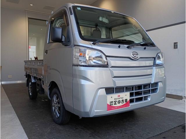 ハイゼットトラックスタンダード 4WDパートタイム4WD・1.2万K・AM/FMラジオ・5MT・マニュアルエアコン・ドアバイザー・荷台ゴムマット・ゲートプロテクター・ハロゲンランプ・バッテリーカバー・アルミホイール・ドライブレコーダー(北海道)の中古車