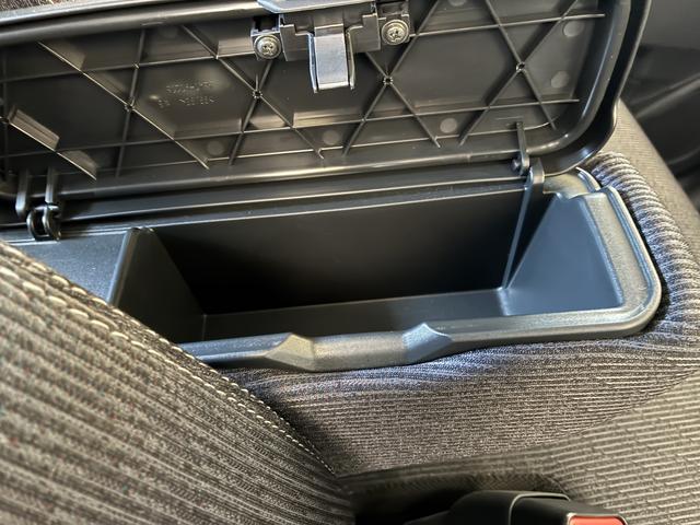 ムーヴRS 4WDワンオーナー・4WD・0.6万K・ナビ・バックカメラ・ETC・ステアリングスイッチ・クルーズコントロール・両側電動スライドドア・オートエアコン・純正アルミホイール・電子カードキー・スマートアシスト搭載(北海道)の中古車