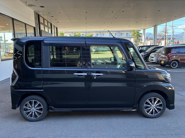 タントカスタムX トップエディションSAIII 4WDワンオーナー・4WD・7.1万K・ナビ・バックカメラ・ETC・ステアリングスイッチ・オートエアコン・シートヒーター・ドアバイザー・オートライト・電子カードキー・スタッドレスタイヤ・スマートアシスト搭載(北海道)の中古車