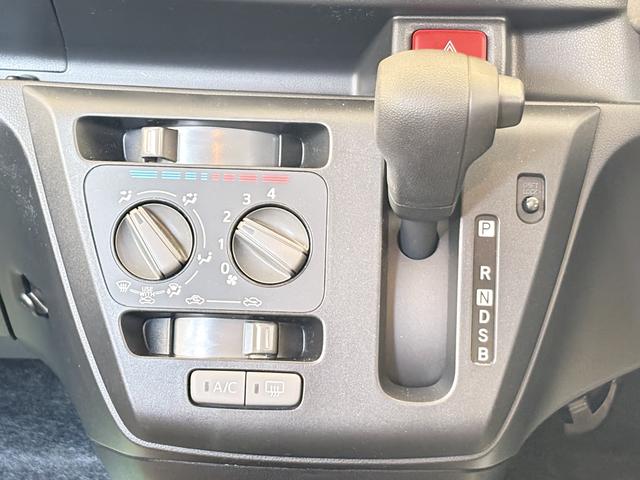ミライースL SAIII 4WDワンオーナー・4WD・0.6万K・CDチューナー・マニュアルエアコン・コーナーセンサー・横滑り防止・衝突回避支援システム・オートハイビーム・キーレスエントリー・スマートアシスト・スタッドレスタイヤ(北海道)の中古車
