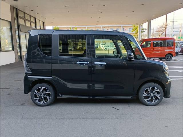 タントカスタムＸ　４ＷＤワンオーナー・４ＷＤ・３．８万Ｋ・ＣＤチューナー・オートエアコン・両側電動スライドドア・シートヒーター・シートバックテーブル・ドアサンシェード・電子カードキー・スタッドレスタイヤ・スマートアシスト搭載（北海道）の中古車