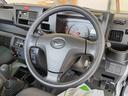 ハイゼットトラック 中古車 スタンダード　４ＷＤパートタイム４ＷＤ・１．２万Ｋ・ＡＭ／ＦＭラジオ・５ＭＴ・マニュアルエアコン・ドアバイザー・荷台ゴムマット・ゲートプロテクター・ハロゲンランプ・バッテリーカバー・アルミホイール・ドライブレコーダー