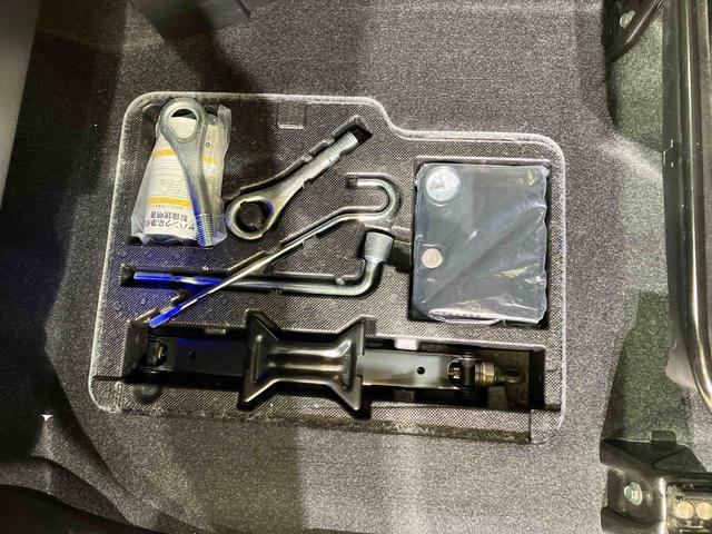 タンクカスタムＧ４ＷＤ　ＥＴＣ　アルミホイール　オートマチックハイビーム　衝突防止システム　レーンアシスト　スマートキー　記録簿　禁煙車　ワンオーナー　エアバッグ　エアコン　パワーステアリング　パワーウィンドウ（北海道）の中古車