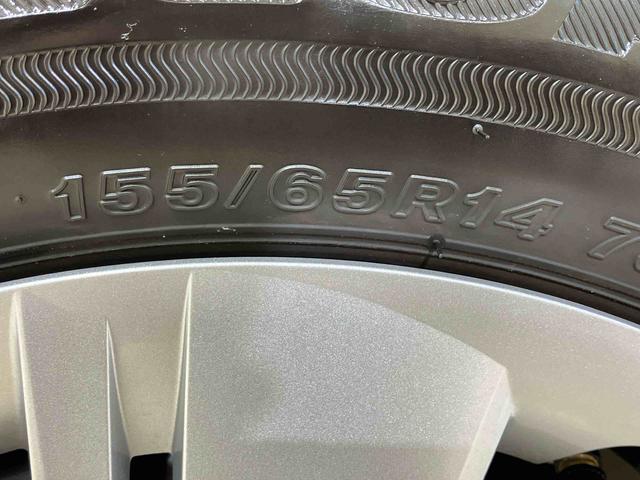 ミライースＸ　リミテッドＳＡIII４ＷＤ　アイドリングストップ　オートマチックハイビーム　衝突防止システム　ＬＥＤヘッドランプ　レーンアシスト　キーレスエントリー　記録簿　ワンオーナー　エアバッグ　エアコン　パワーステアリング　ＡＢＳ（北海道）の中古車