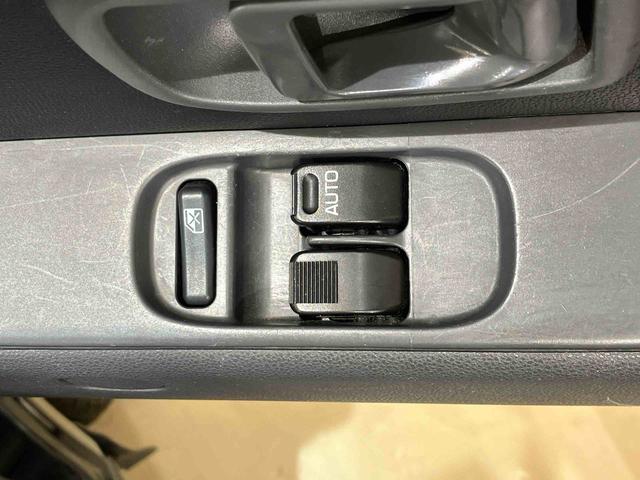 ハイゼットカーゴデラックス５５ｔｈアニバーサリーゴールドエディション４ＷＤ　両側スライドドア　キーレスエントリー　記録簿　ワンオーナー　エアバッグ　エアコン　パワーステアリング　パワーウィンドウ　ＡＢＳ（北海道）の中古車