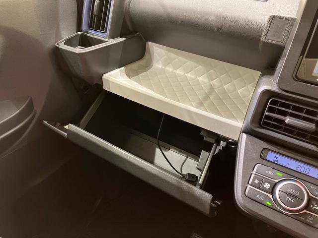 タントＸ４ＷＤ　メモリーナビ　両側電動スライドドア　アルミホイール　シートヒーター　アイドリングストップ　オートマチックハイビーム　オートライト　衝突防止システム　ＬＥＤヘッドランプ　レーンアシスト　記録簿（北海道）の中古車