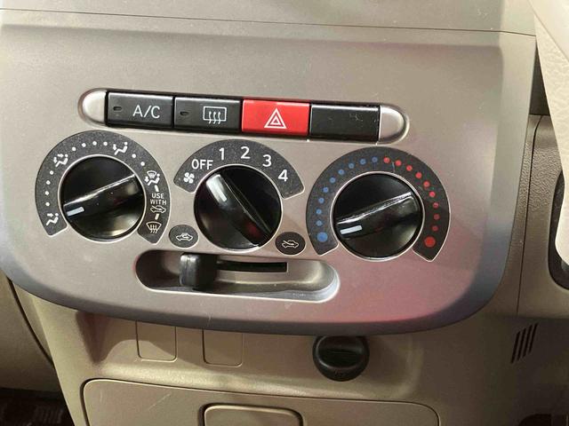 タントＸ　４ＷＤスペシャル４ＷＤ　スマートキー　記録簿　禁煙車　エアバッグ　エアコン　パワーステアリング　パワーウィンドウ　ＣＤ　ＡＢＳ（北海道）の中古車