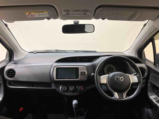 ヴィッツＦ４ＷＤ　メモリーナビ　ＥＴＣ　ＵＳＢ入力端子　キーレスエントリー　エアバッグ　エアコン　パワーステアリング　パワーウィンドウ　ＡＢＳ（北海道）の中古車