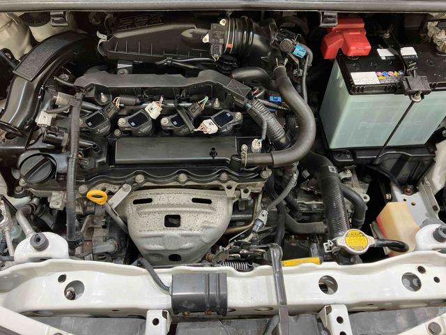 ヴィッツＦ４ＷＤ　メモリーナビ　ＥＴＣ　ＵＳＢ入力端子　キーレスエントリー　エアバッグ　エアコン　パワーステアリング　パワーウィンドウ　ＡＢＳ（北海道）の中古車