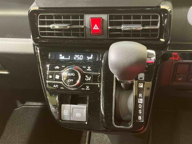 タントカスタムＸ４ＷＤ　両側電動スライドドア　シートヒーター　アイドリングストップ　オートマチックハイビーム　オートライト　衝突防止システム　ＬＥＤヘッドランプ　レーンアシスト　スマートキー　記録簿　ワンオーナー（北海道）の中古車