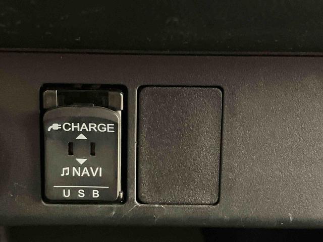 ムーヴキャンバスＧメイクアップＶＳ　ＳＡIII４ＷＤ　スマートキー　記録簿　禁煙車　エアバッグ　エアコン　パワーステアリング　パワーウィンドウ　ＡＢＳ（北海道）の中古車