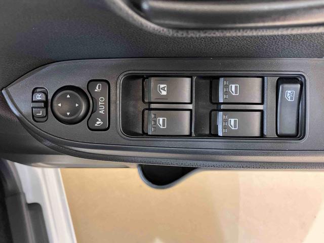 タントＸ４ＷＤ　両側スライド・片側電動　シートヒーター　アイドリングストップ　オートマチックハイビーム　オートライト　衝突防止システム　ＬＥＤヘッドランプ　レーンアシスト　スマートキー　記録簿　ワンオーナー（北海道）の中古車