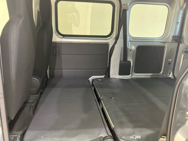 ハイゼットカーゴDX4WD 両側スライドドア アイドリングストップ オートマチックハイビーム オートライト 衝突防止システム レーンアシスト キーレスエントリー 記録簿 ワンオーナー エアバッグ エアコン ABS(北海道)の中古車