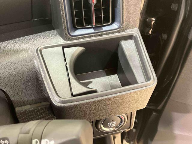 タントカスタムＸ４ＷＤ　両側電動スライドドア　アルミホイール　シートヒーター　アイドリングストップ　オートマチックハイビーム　オートライト　衝突防止システム　ＬＥＤヘッドランプ　レーンアシスト　スマートキー　記録簿（北海道）の中古車