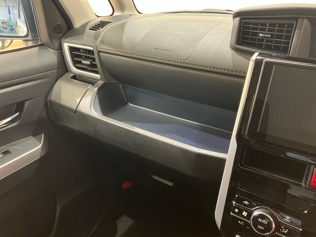 トールカスタムG4WD バックカメラ 両側電動スライドドア アルミホイール アイドリングストップ アダプティブクルーズコントロール オートマチックハイビーム USB入力端子 オートライト 衝突防止システム 記録簿(北海道)の中古車