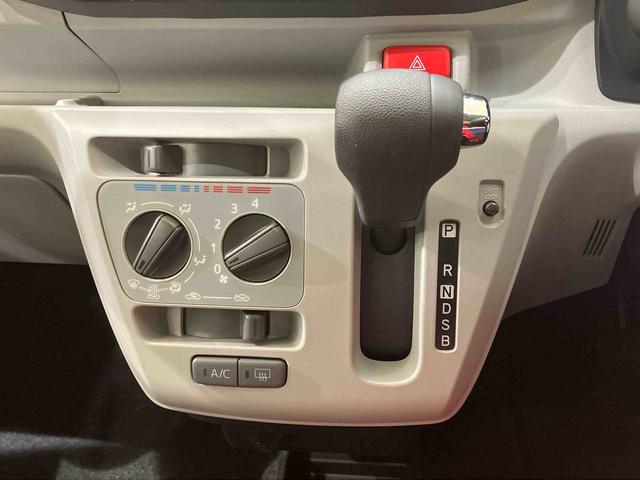 ミライースX SAIII4WD アイドリングストップ オートマチックハイビーム オートライト 衝突防止システム LEDヘッドランプ キーレスエントリー 記録簿 ワンオーナー エアバッグ エアコン パワーステアリング CD(北海道)の中古車