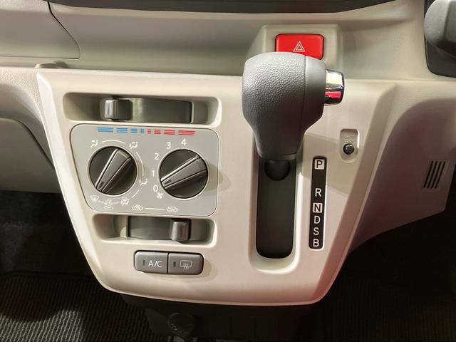 ミライースX SAIII4WD アイドリングストップ オートマチックハイビーム オートライト 衝突防止システム LEDヘッドランプ レーンアシスト キーレスエントリー 記録簿 ワンオーナー エアバッグ エアコン CD ABS(北海道)の中古車