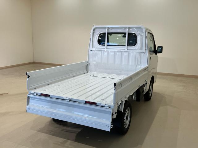 ハイゼットトラックスタンダード４ＷＤ　アイドリングストップ　オートマチックハイビーム　オートライト　衝突防止システム　レーンアシスト　衝突安全ボディ　記録簿　ワンオーナー　エアコン　パワーステアリング　エアバッグ　ＡＢＳ（北海道）の中古車
