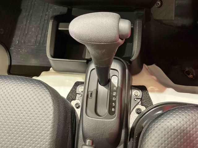 ハイゼットトラックスタンダード４ＷＤ　アイドリングストップ　オートマチックハイビーム　オートライト　衝突防止システム　レーンアシスト　衝突安全ボディ　記録簿　ワンオーナー　エアコン　パワーステアリング　エアバッグ　ＡＢＳ（北海道）の中古車
