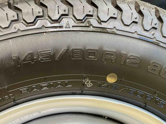 ハイゼットトラックスタンダード４ＷＤ　アイドリングストップ　オートマチックハイビーム　オートライト　衝突防止システム　レーンアシスト　衝突安全ボディ　記録簿　ワンオーナー　エアコン　パワーステアリング　エアバッグ　ＡＢＳ（北海道）の中古車