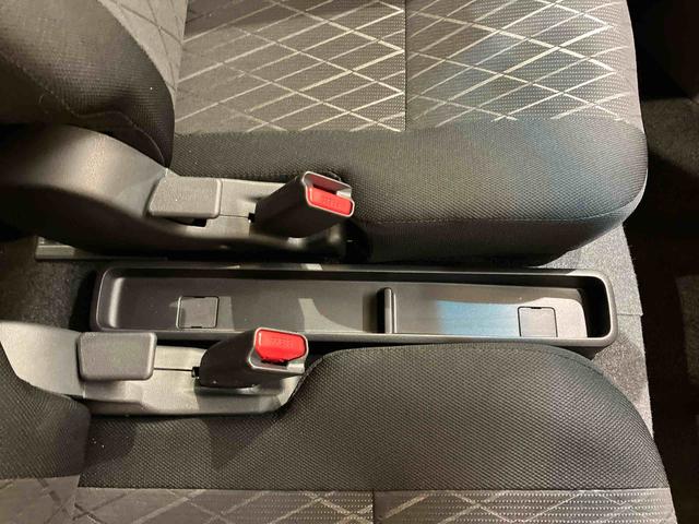 アトレーX4WD 両側スライドドア ターボ アイドリングストップ オートマチックハイビーム オートライト 衝突防止システム LEDヘッドランプ レーンアシスト スマートキー 衝突安全ボディ 記録簿 ワンオーナー(北海道)の中古車