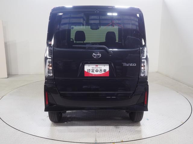 タントカスタムＸ４ＷＤ　スマートアシスト　夏冬タイヤ　両側パワースライドドア　ＬＥＤヘッドライト　オートライト　オートエアコン　ダイハツ純正ナビ　バックモニター　リモコンエンジンスターター　運転席助手席シートヒーター（北海道）の中古車
