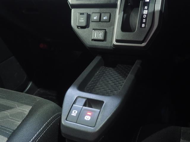 タフトＧ　クロムベンチャー４ＷＤ　ガラスルーフ　ダイハツ純正ナビ　ナビ連動ドライブレコーダー　バックモニター　リモコンエンジンスターター　運転席助手席シートヒーター　前後コーナーセンサー　ＬＥＤヘッドライト　オートライト（北海道）の中古車