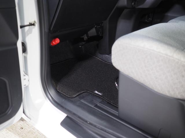 タントＸ４ＷＤ　両側スライドドア左電動　ダイハツ純正ナビ　バックモニター　リモコンエンジンスターター　後席テーブル　運転席助手席シートヒーター　オートエアコン　前後コーナーセンサー　ＬＥＤヘッドライト（北海道）の中古車