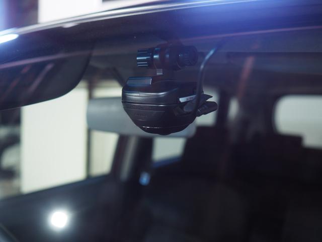 ムーヴカスタム　Ｘリミテッド　ＳＡIII４ＷＤ　ダイハツ純正ナビ　パノラマモニター　リモコンエンジンスターター　ドライブレコーダー　キーフリーシステム　運転席シートヒーター　ミニライトアルミホイール　アイドリングストップ（北海道）の中古車