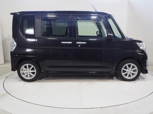 タントカスタムＸ４ＷＤ　夏冬タイヤ　両側スライドドア左電動　カーナビ　リモコンエンジンスターター　キーフリーシステム　オートエアコン　ＬＥＤヘッドライト　オートライト　アルミホイール　アイドリングストップ（北海道）の中古車