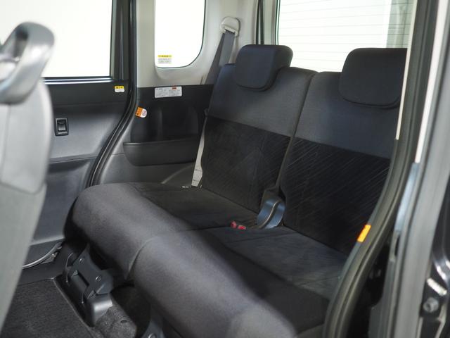 タントカスタムＸ４ＷＤ　夏冬タイヤ　両側スライドドア左電動　カーナビ　リモコンエンジンスターター　キーフリーシステム　オートエアコン　ＬＥＤヘッドライト　オートライト　アルミホイール　アイドリングストップ（北海道）の中古車