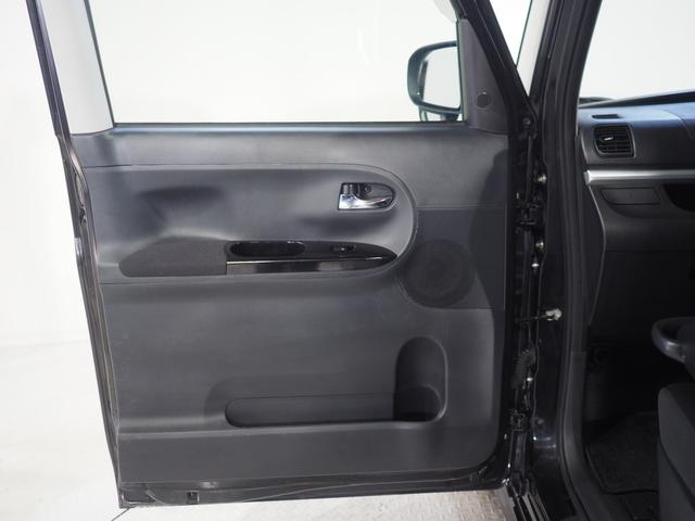 タントカスタムＸ４ＷＤ　夏冬タイヤ　両側スライドドア左電動　カーナビ　リモコンエンジンスターター　キーフリーシステム　オートエアコン　ＬＥＤヘッドライト　オートライト　アルミホイール　アイドリングストップ（北海道）の中古車