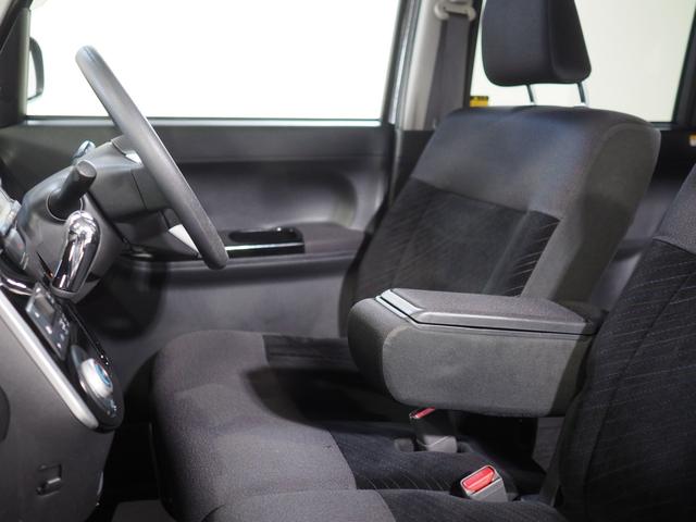 タントカスタムＸ４ＷＤ　夏冬タイヤ　両側スライドドア左電動　カーナビ　リモコンエンジンスターター　キーフリーシステム　オートエアコン　ＬＥＤヘッドライト　オートライト　アルミホイール　アイドリングストップ（北海道）の中古車