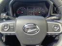 ４ＷＤ　ガラスルーフ　ＬＥＤヘッドライト　オートライト　オートエアコン　オーディオレス　運転席助手席シートヒーター　前後コーナーセンサー　アイドリングストップ　アルミホイール　ＶＳＣ（横滑り抑制機能）（北海道）の中古車