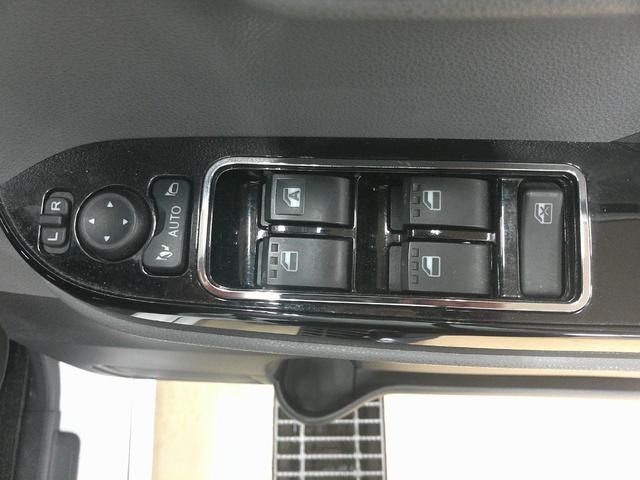 タントカスタムＲＳ４ＷＤ　スマートアシスト　両側パワースライドドア　ＬＥＤヘッドライト　オートライト　オートエアコン　ダイハツ純正ナビ　パノラマモニター　運転席助手席シートヒーター　アイドリングストップ（北海道）の中古車